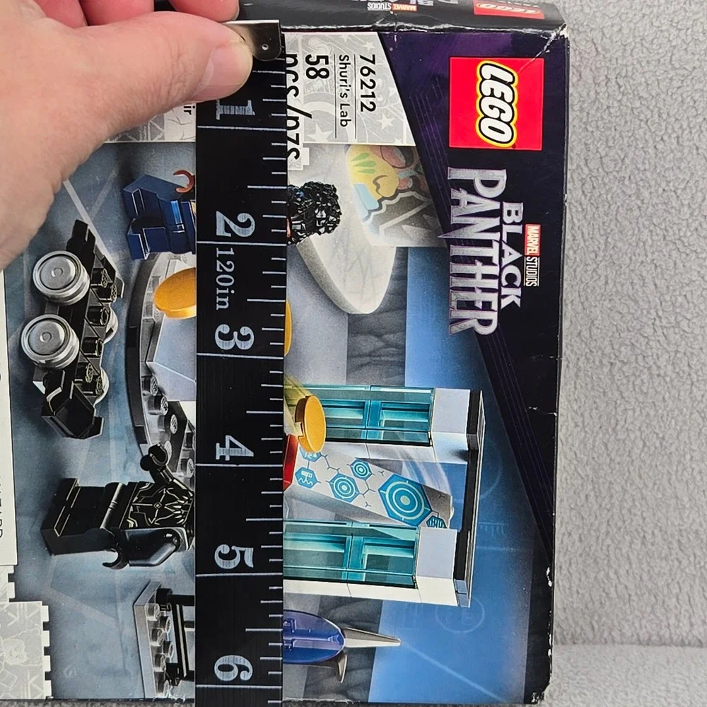 Lego marvel black